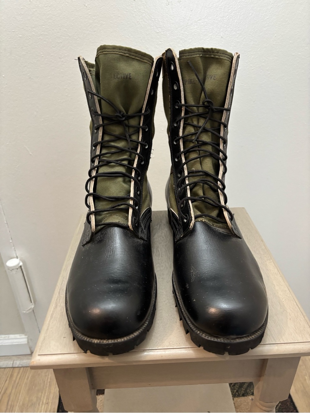 US Army 1965 NOS Vietnam Era Combat Jungle Boots 12N Tropical with Documentation